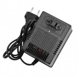 مبدل برق 220 به 110 ولت متناوب 100 وات مبدل برق 220 به 110 ولت متناوب 100 وات